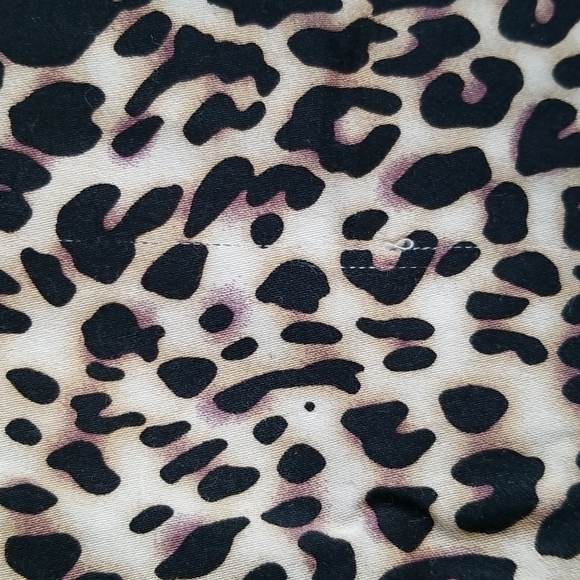 D.F.A. New York Animal Print Skirt - Picture 2 of 8